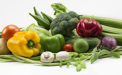 农药残留最多的12种蔬菜和水果 特别是最后一种,很多人天天吃